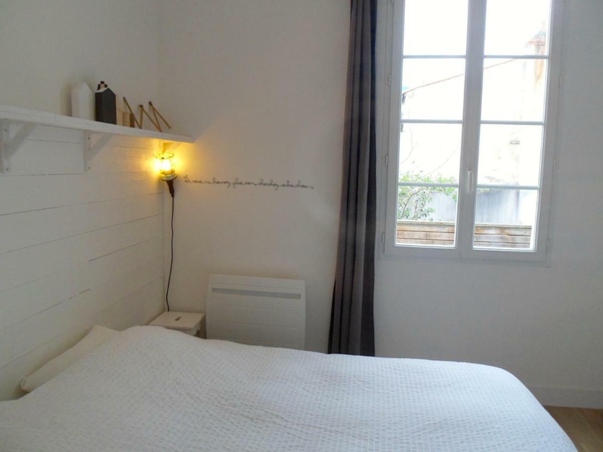 L' Appart Du Marche La Rochelle  Exterior photo